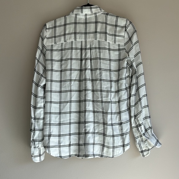 Banana republic button down plaid shirt size XS - Picture 5 of 6